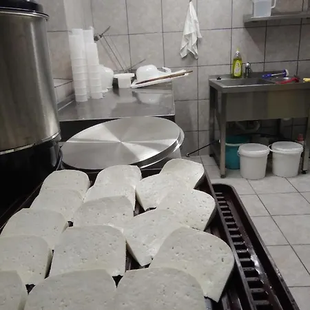 Maringotka Na Samote Na Kozi Farme Pobezovice