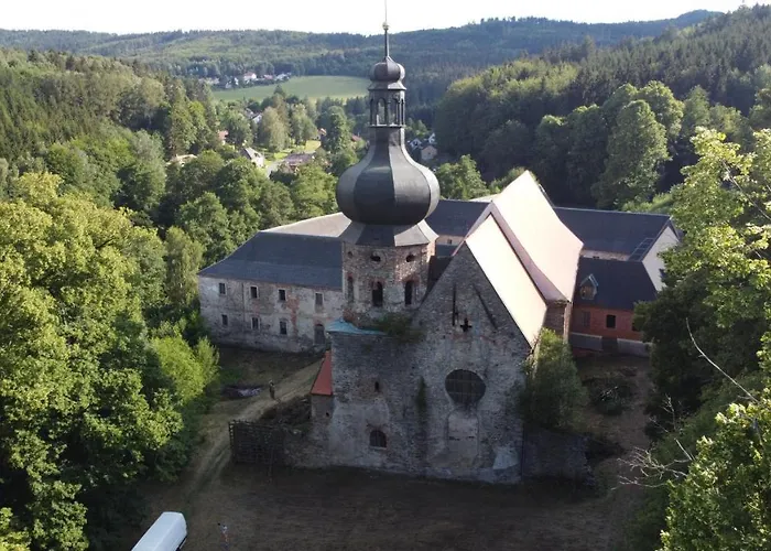 Кемпинг Maringotka Na Samote Na Kozi Farme *